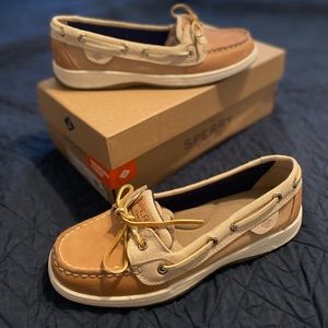 NWT Sperry Angelfish boat shoes